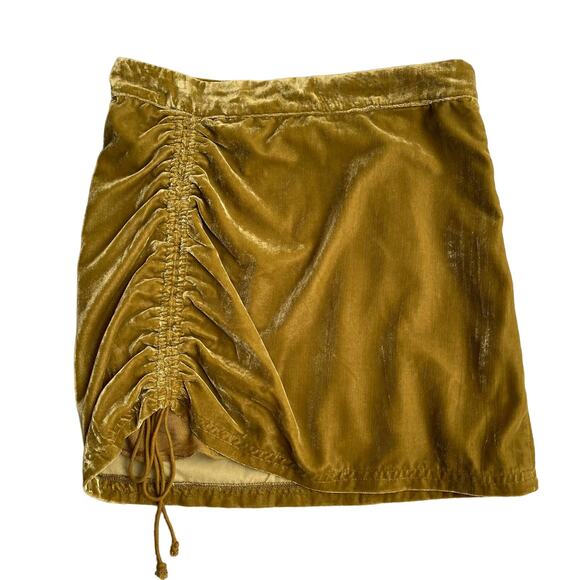 Free People Vivienne Velvet Ruched Mini Skirt 4 Viper Olive Gold Yellow NWOT - Picture 2 of 7